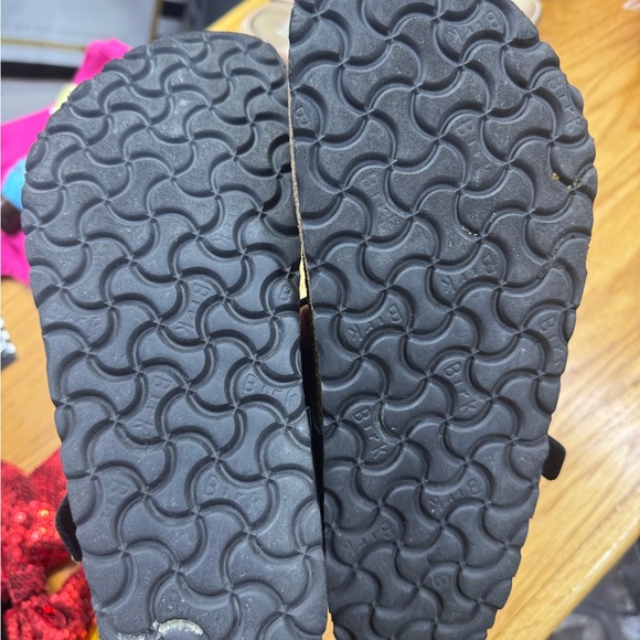 Birkenstock Women's Glossy Black Sandals - Picture 6 of 6